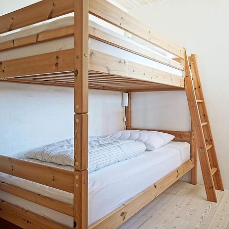 6 Person Holiday Home In スヴァネケ エクステリア 写真
